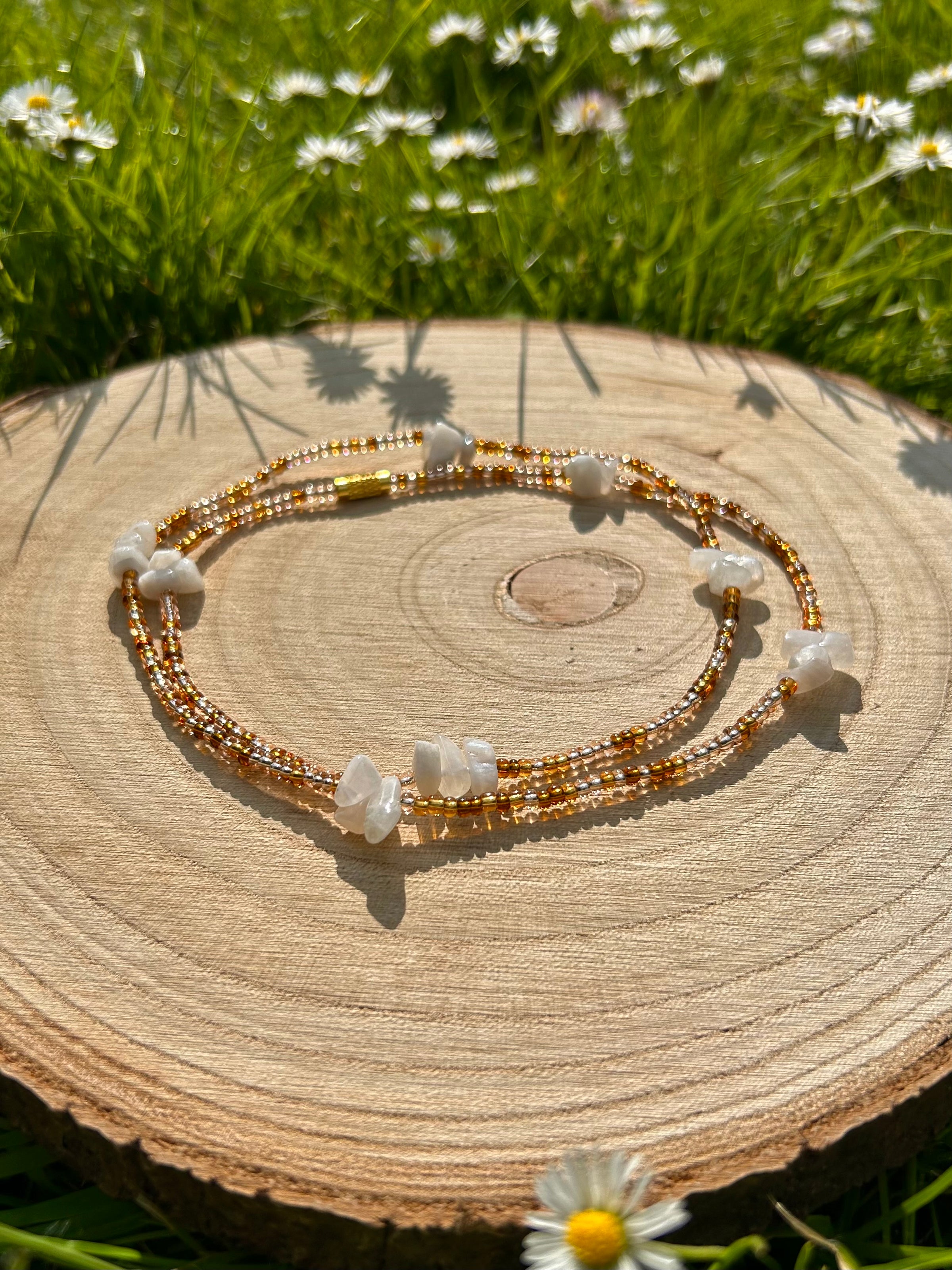 Moon Goddess - Feminine Energy + Intuition